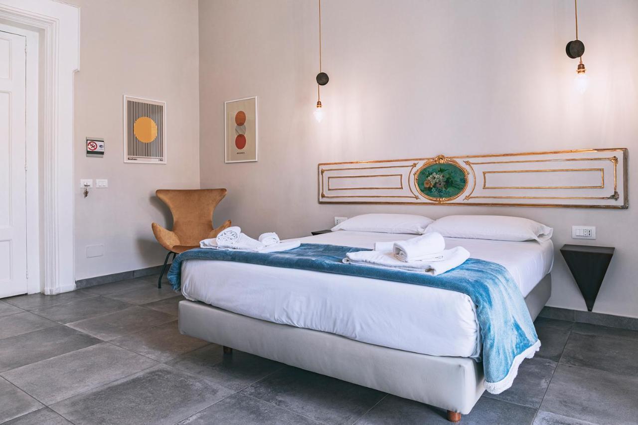 La Smorfia Hotell Neapel Exteriör bild