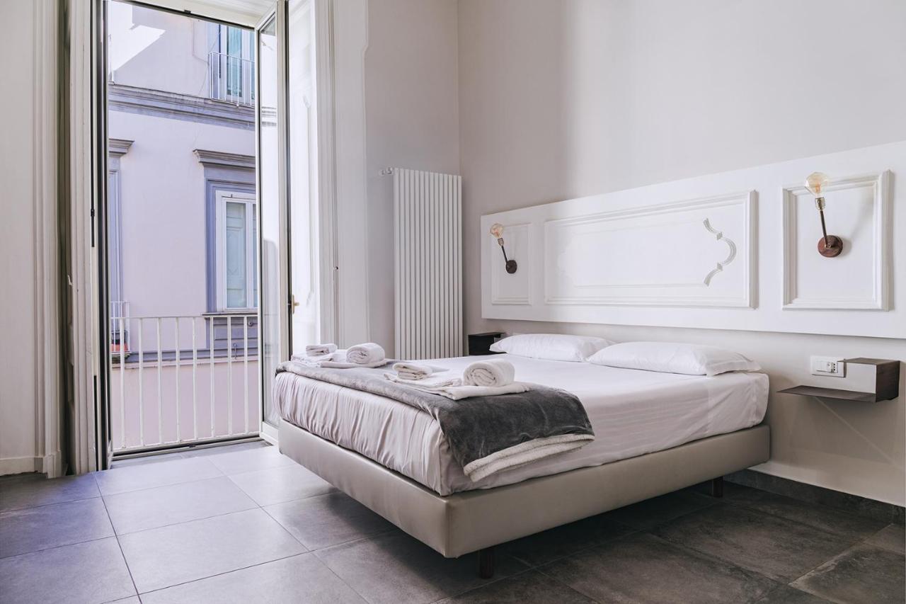 La Smorfia Hotell Neapel Exteriör bild